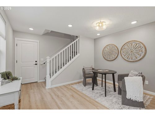 8104 Se Blanton St, Hillsboro, OR, 97123-2258 | Card Image