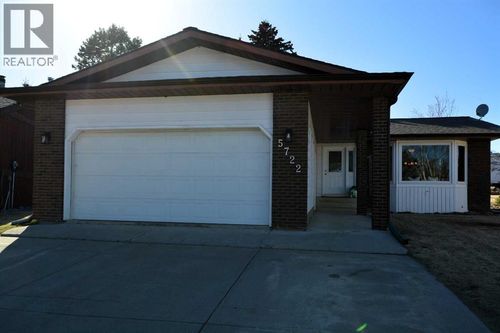 5722 11 Avenue, Edson, AB, T7E1J6 | Card Image