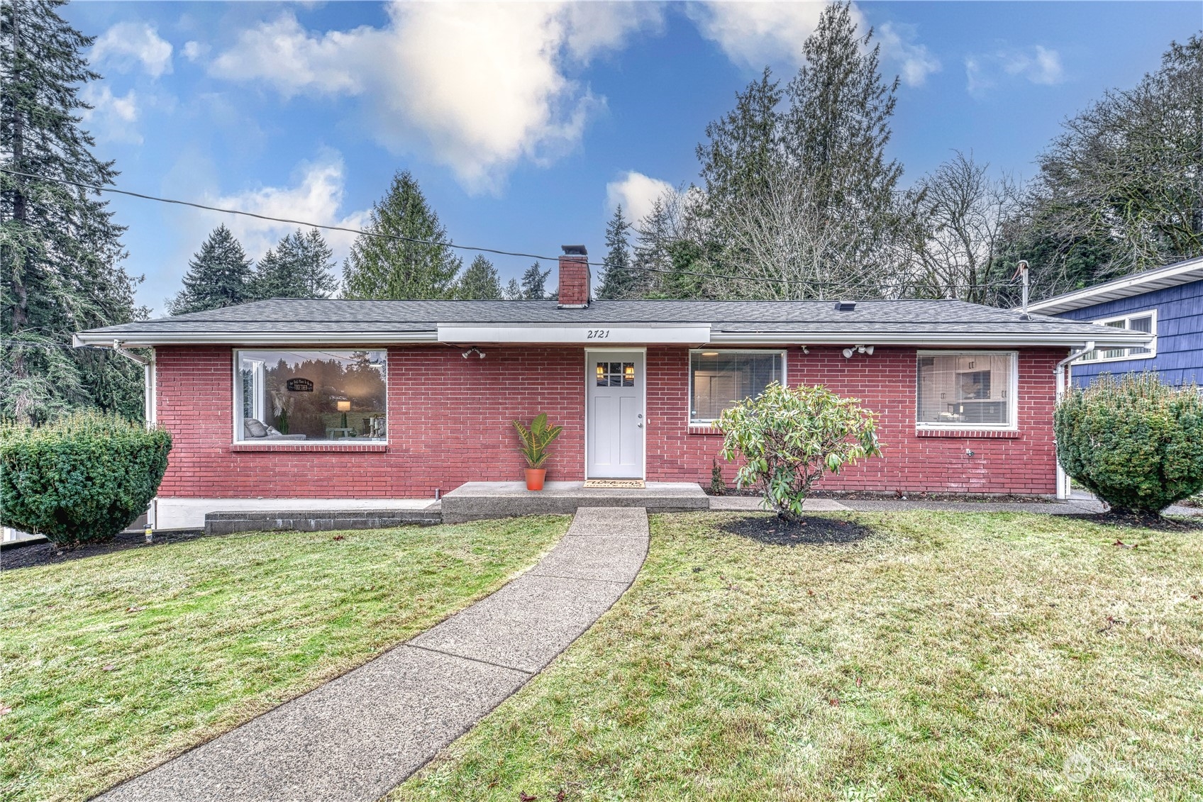 Vincent Way, Bremerton, WA 98312