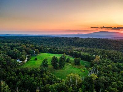 477 East Mountain Road, House other with 7 bedrooms, 5 bathrooms and null parking in Peterborough NH | Image 1