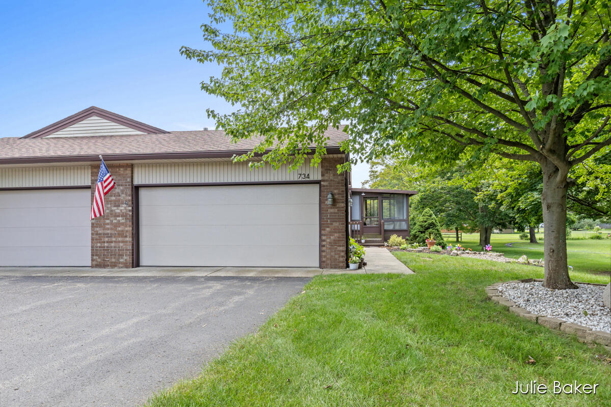 Gardenview Dr, Byron Center, MI 49315