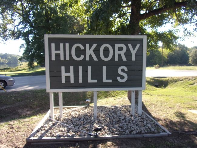 Entrance sign to community | Image 36
