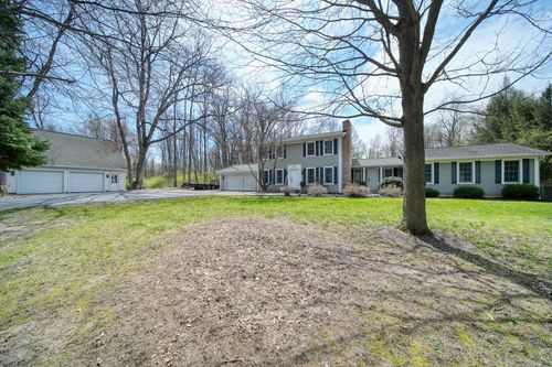 5427 Vrooman Rd, Jackson, MI, 49201-9379 | Card Image