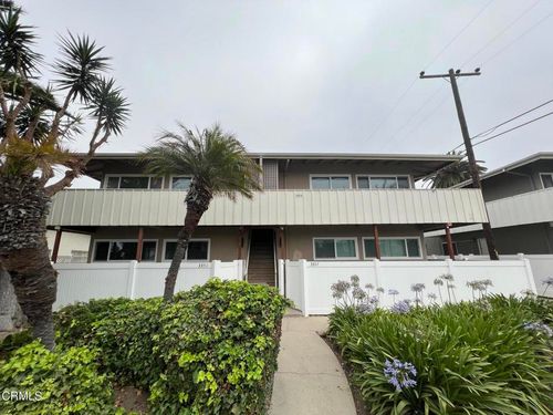 3353 Rexford St, Ventura, CA, 93003-5049 | Card Image