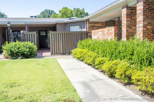 a3-2130 E 59th St, Tulsa, OK, 74105-7004 | Card Image