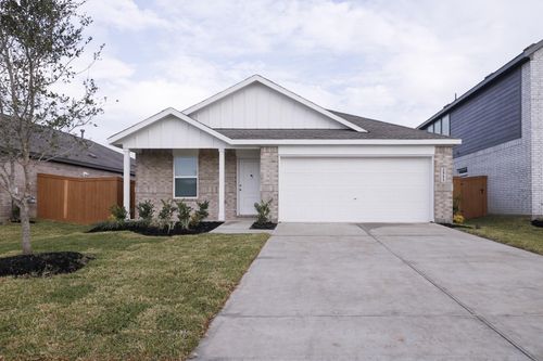 2511 Night Emerald Dr, Rosharon, TX, 77583-5685 | Card Image