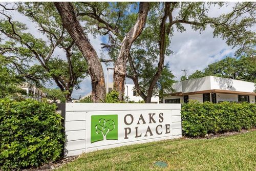 4130-4130 N Oak Pl, Fort Lauderdale, FL, 33314-7575 | Card Image