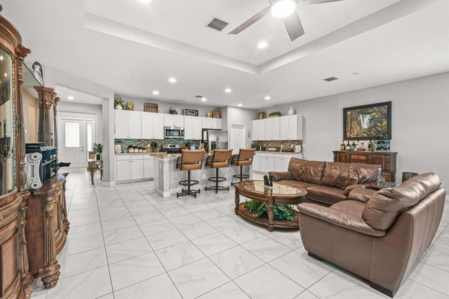 1277 Leonardo Cir, House other with 3 bedrooms, 2 bathrooms and null parking in Port Saint Lucie FL | Image 9