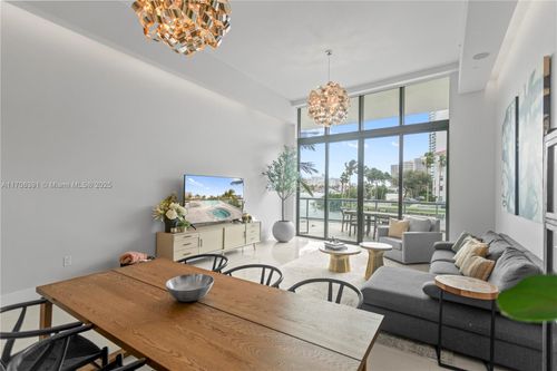 apt-107-3250 Ne 188th St, Miami, FL, 33180-3359 | Card Image