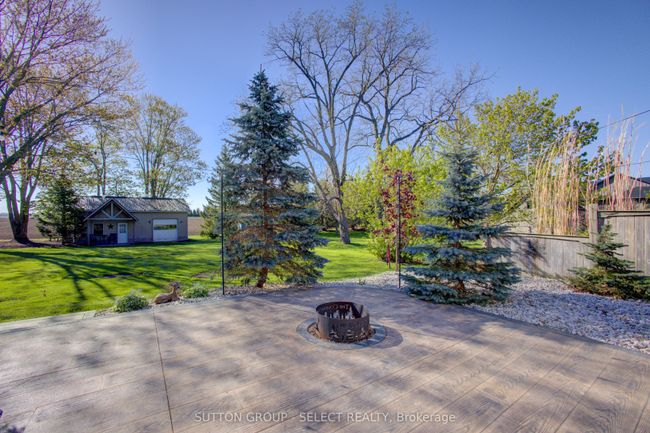 1013 Perth Rd 139, House other with 3 bedrooms, 2 bathrooms and 8 parking in Granton ON | Image 36