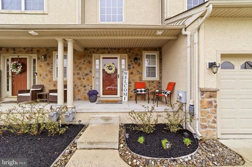 3 Glacier Dr, BERLIN, NJ, 08009-9377 | Card Image