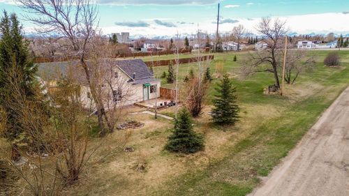 98 1 St Ne, Glenwood, AB, T0K2R0 | Card Image