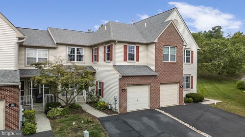 119 Farrington Ct, COLLEGEVILLE, PA, 19426-3943 | Card Image