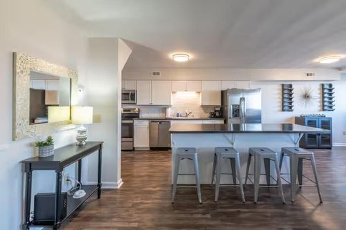 10-2500 Warsaw Avenue, Cincinnati, OH, 45204 | Card Image