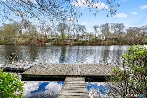 185 Valley Rd, Cos Cob, CT, 06807-2228 | Card Image