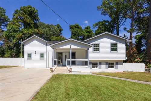 542 Village Ln, Jonesboro, GA, 30236-1748 | Card Image