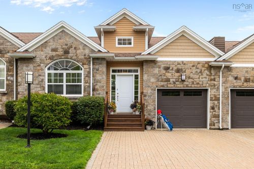 20 Chaucer Lane, Timberlea, NS, B3T0H3 | Card Image