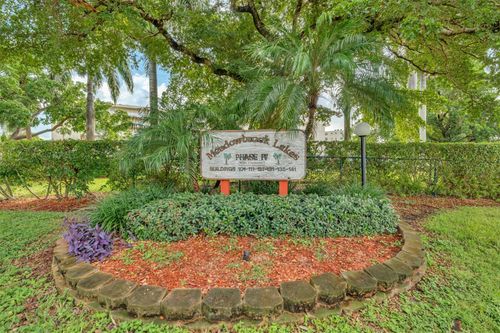 apt-104-121 Se 3rd Ave, Dania Beach, FL, 33004-3725 | Card Image