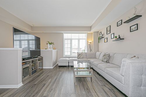 21-38 Greensborough Village Cir, Markham, ON, L6E0C7 | Card Image