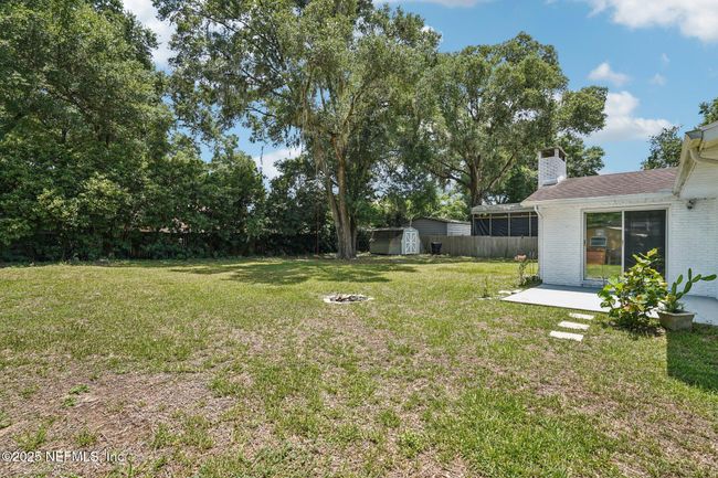 645 Shady Ln, House other with 3 bedrooms, 2 bathrooms and null parking in Keystone Heights FL | Image 37