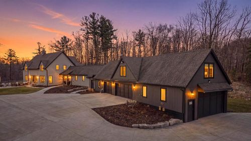 15109 Moraine Road, MEEME, WI, 53042 | Card Image