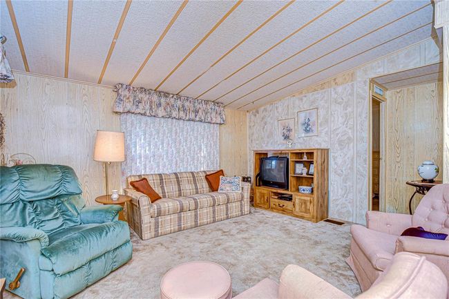 39351 Dundee Rd, House other with 2 bedrooms, 2 bathrooms and null parking in ZEPHYRHILLS FL | Image 24