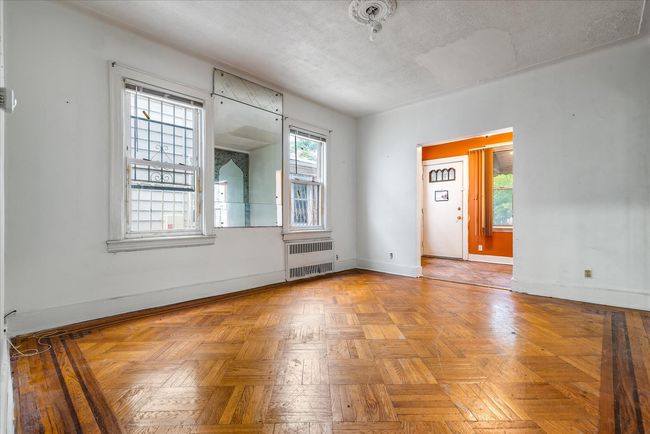 342 E 55 Th St, House other with 4 bedrooms, 2 bathrooms and null parking in New York NY | Image 4