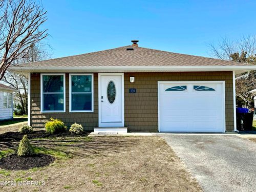 339 Curacao St, Toms River, NJ, 08757-4647 | Card Image