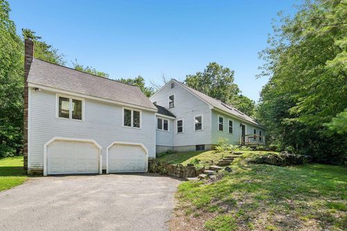 240 Wash Pond Rd, Hampstead, NH, 03841-2178 | Card Image