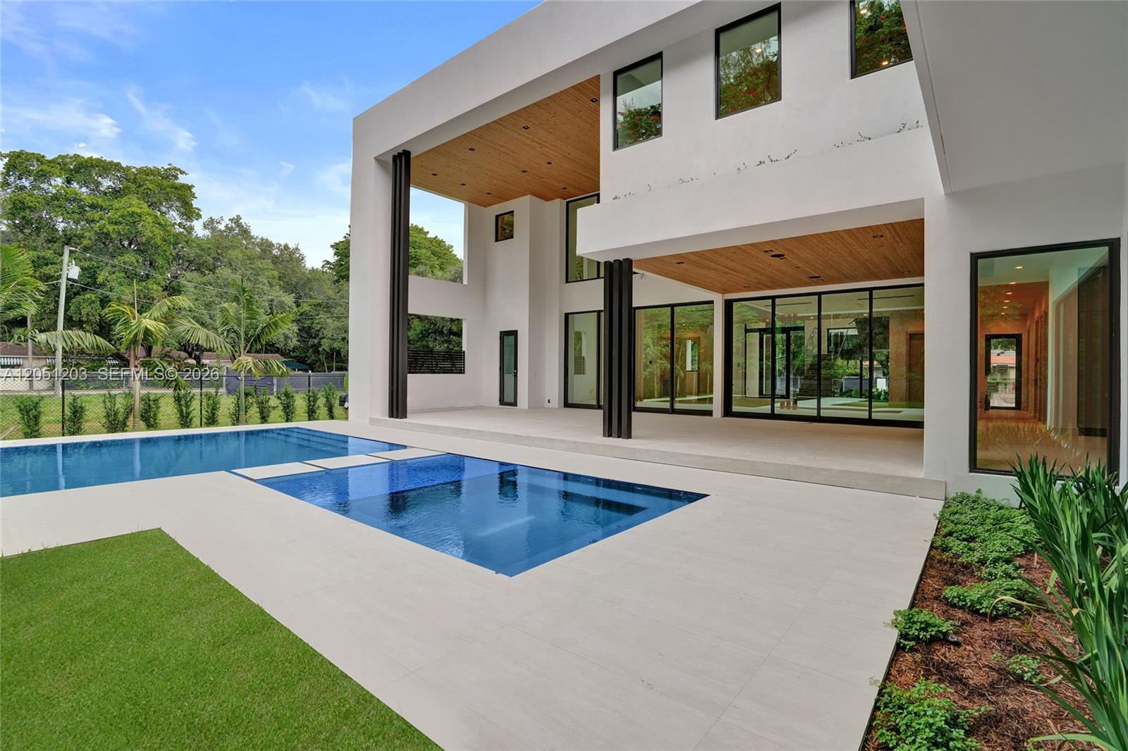 Residential in Miami 4