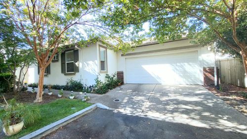211 Natalino Circle, Sacramento, CA, 95835 | Card Image