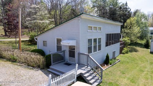 16 Lakeside Dr S, Falls Of Rough, KY, 40119-6711 | Card Image