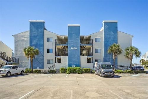 206-1490 Harbor Dr, Slidell, LA, 70458-9249 | Card Image