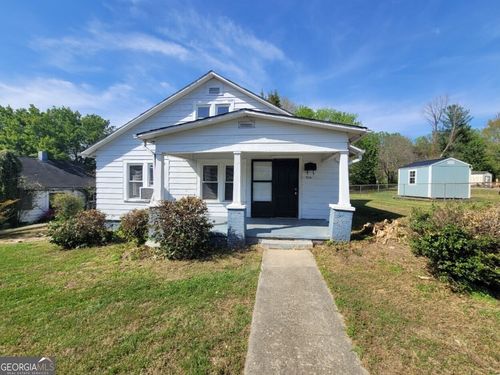 504 Patterson St Nw, Lenoir, NC, 28645-4236 | Card Image