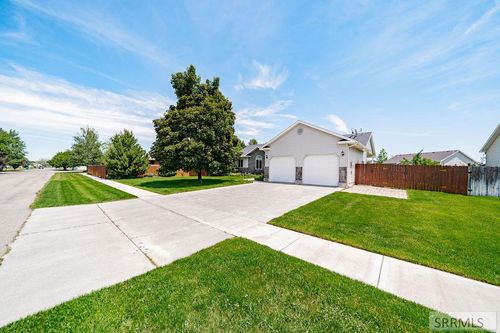 363 S Heath Lane, Idaho Falls, ID, 83401 | Card Image