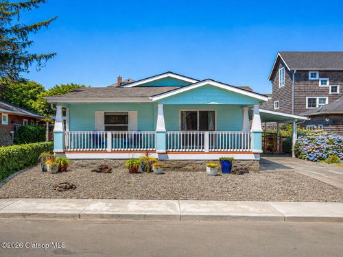 240 11th Avenue, Seaside, OR, 97138 | Card Image