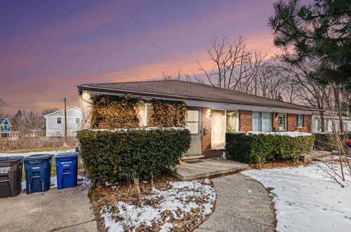 924 Lutz Avenue, Ann Arbor, MI, 48103 | Card Image