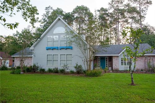 33 Cherokee Dr, Abita Springs, LA, 70420-3301 | Card Image