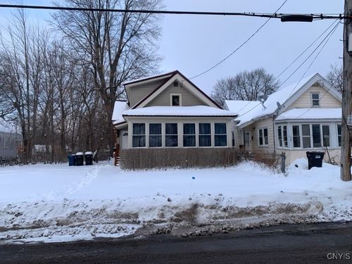 122 Putnam St, Syracuse, NY, 13204-3818 | Card Image
