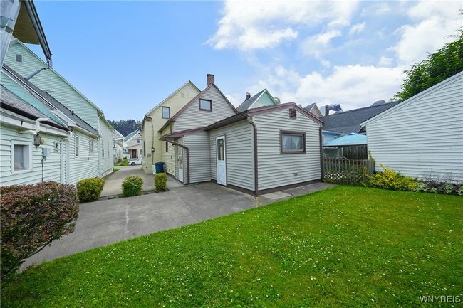 236 Weimar St, House other with 3 bedrooms, 1 bathrooms and null parking in Buffalo NY | Image 25