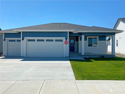 5923 S S Sherri Lea Rd, House other with 4 bedrooms, 2 bathrooms and 3 parking in Spokane WA | Image 1