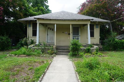 104 New York Pl, San Antonio, TX, 78214-3541 | Card Image