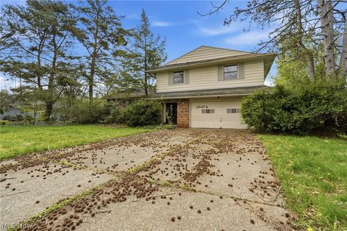 25478 Maidstone Ln, Beachwood, OH, 44122-1738 | Card Image