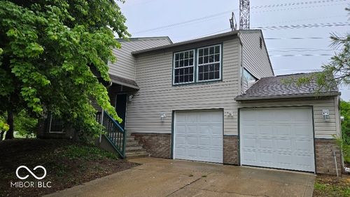3759 Black Locust Dr, Indianapolis, IN, 46235-3552 | Card Image