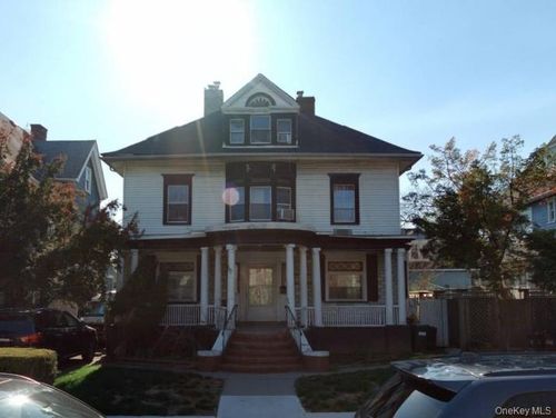 86 Marlborough Rd, Brooklyn, NY, 11226-4302 | Card Image