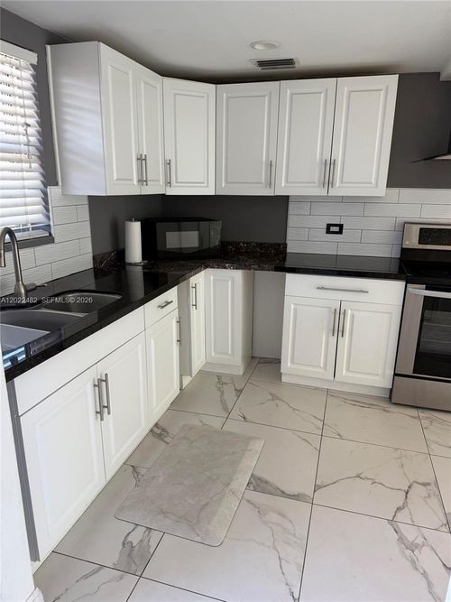 8-465 Swallow Dr, Miami Springs, FL, 33166-4492 | Card Image