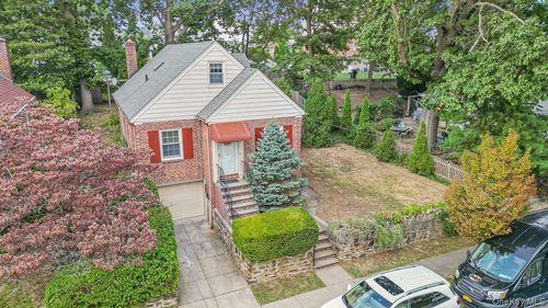 48 Glen Rd, Yonkers, NY, 10704-3619 | Card Image