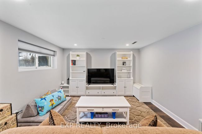 6792 Jill Dr, House other with 3 bedrooms, 1 bathrooms and 2 parking in Niagara Falls ON | Image 24