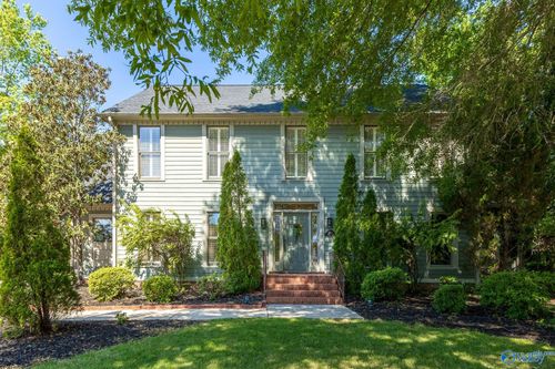 2401 Surrey Ln Se, Decatur, AL, 35601-6901 | Card Image