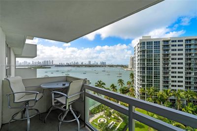 942S - 1500 Bay Rd, Condo with 1 bedrooms, 1 bathrooms and null parking in Miami Beach FL | Image 1